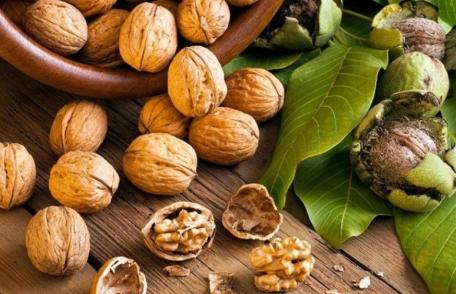 Deși conține grăsimi, acest fruct nu îngrașă și reduce colesterolul