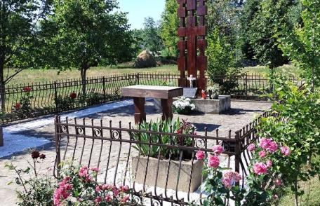 Reprezentanții Primăriei Dorohoi au comemorat victimele de la crudul eveniment din anul 2010 - FOTO