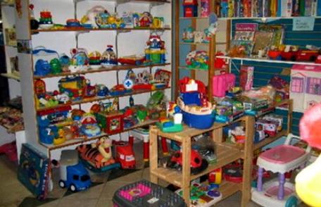 Mare grijă la ce cadouri oferiți celor mici de Crăciun. 50 de tipuri de jucării, retrase de pe piață