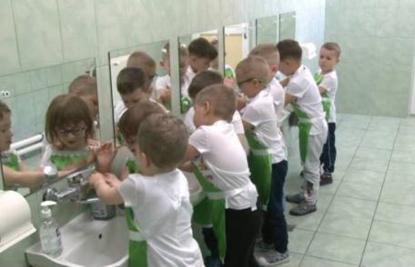 Un cadou muzical din partea „Fluturașilor” - VIDEO