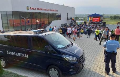 Jandarmii au asigurat a ordinea și siguranța publică la manifestările cultural-artistice din județ - FOTO