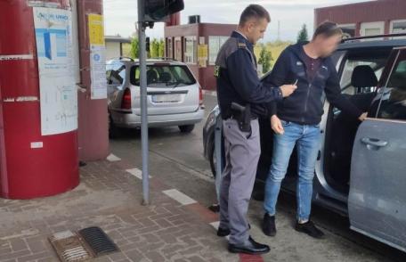 Ansamblu rutier cu probleme oprit din drumul spre Moldova 