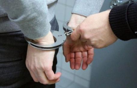 Bărbat din Dorohoi luat de acasă şi băgat la închisoare, pentru că a condus fără permis