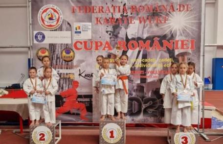 Sportivii dorohoieni, medaliați la Cupa României de Karate WUKF 2022 - FOTO