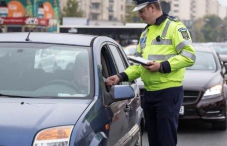 Tânăr descoperit în trafic la volanul unui autovehicul neînmatriculat 