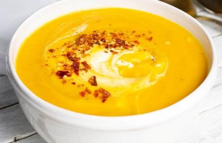Supă cremă de dovleac cu ghimbir
