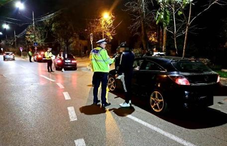 Zeci de sancțiuni, două permise și două certificate reținute în urma unei acțiuni a polițiștilor