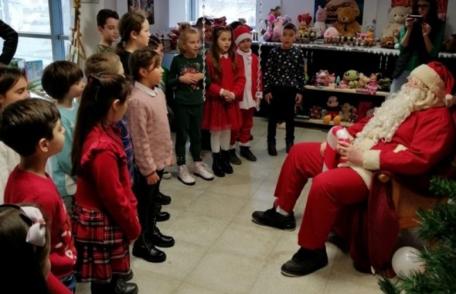HO-HO-ura pentru un moment de neprețuit cu Moș Crăciun în noul  său atelier de la Cinema „Melodia” - FOTO