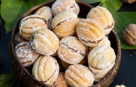 Nuci cu cremă de lapte