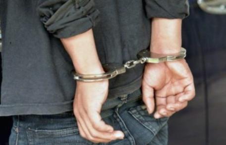 Tânăr reținut după ce s-a urcat băut la volan și a ucis un pieton 