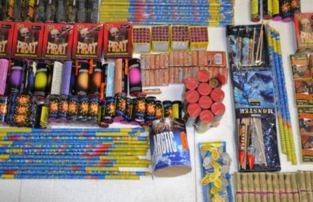 Articole pirotehnice confiscate după percheziții în Darabani, Hudești, Suharău, Păltiniș și Mileanca