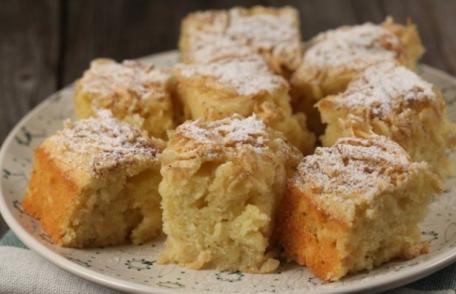 Prăjitură cu mere rase