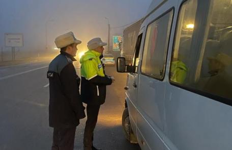 Acțiune pentru verificarea transportului rutier de persoane la Botoșani - FOTO