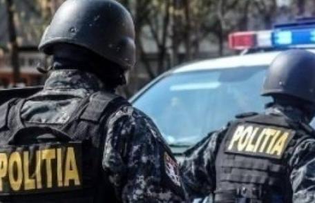 Percheziții domiciliare la un bărbat cercetat pentru infracțiunea de înșelăciune, prin metoda „șmen”