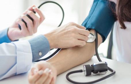 Stai departe de aceste alimente dacă ai tensiunea arterială mare