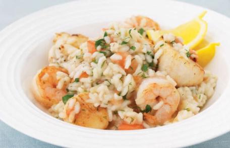 Creveți sote cu orez auriu