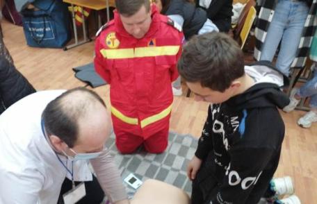 Acordarea primului ajutor poate face diferența dintre viață și moarte - FOTO