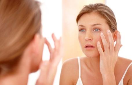 Trucuri care te ajută să arăți mai tânără