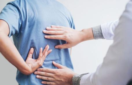 Cum să tratezi corect durerile de spate