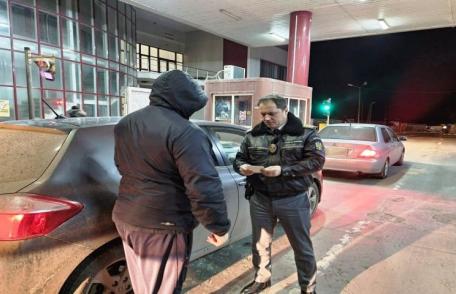 La volan cu permis fals de conducere