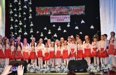 A doua seară de spectacol „Flori pentru Mama” 2023, încheiată cu succes - FOTO