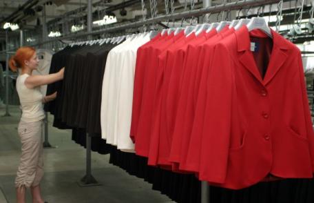 SC CONTED SA Dorohoi angajează călcători și confecționeri mașină de cusut