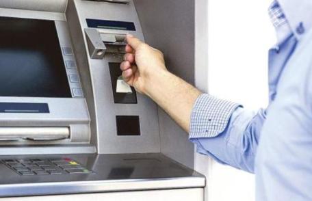 Zeci de bancomate verificate de polițiști