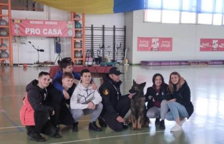 Activități educative în parteneriat la Liceul „Regina Maria” din Dorohoi - FOTO