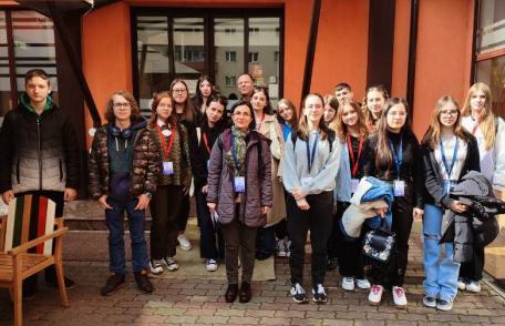 Elevi premiați la Olimpiada Națională de limbi moderne