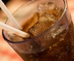 Franța: De la 1 ianuarie 2012 a intrat în vigoare taxa pe cola