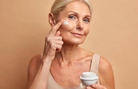 Patru pași pentru a preveni apariția ridurilor