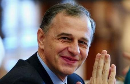 Geoană anunţă pe YouTube lansarea propriului partid: „O mişcare profesionistă, cu oameni serioşi şi competenţi”