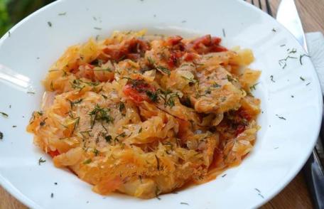 Varză cu ceafă de porc