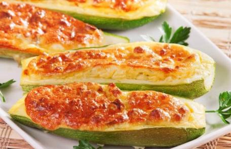 Dovlecei umpluți la cuptor