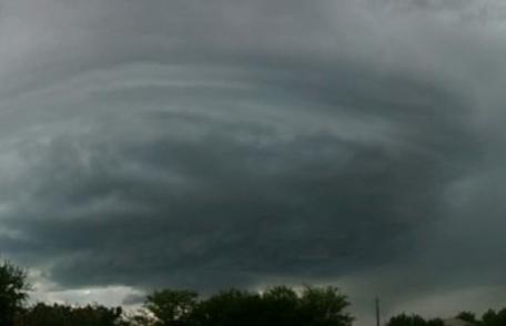 Județul Botoșani se va afla sub o atenționare meteorologică tip COD GALBEN de ploi, vânt și grindină