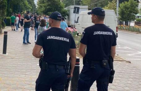 Bărbat prins că fuma „iarbă” pe o stradă din Botoșani