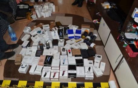 Parfumuri confiscate de polițiști în cadrul unei acțiuni în Piața Centrală