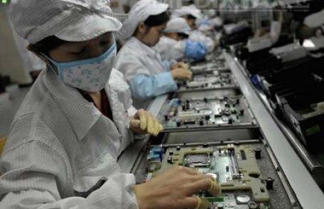 Lucrătorii de la Microsoft amenință cu sinucidere în grup