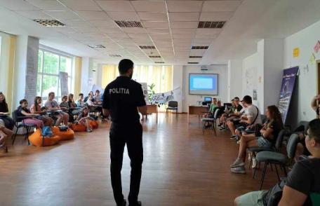 Zile de vară alături de polițiști