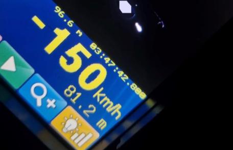 Înregistrat de aparatul radar cu viteza de 150 de km/h