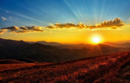 Vremea se schimbă din nou în România! Prognoza meteo pentru următoarele patru săptămâni