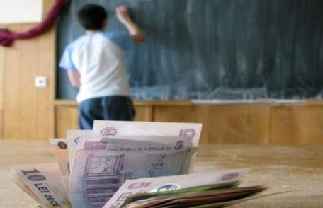 Schimbări în Legea învățământului preuniversitar. Elevii pot primi până la 3.000 de lei pe lună