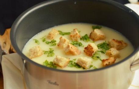 Supă cremă de conopidă