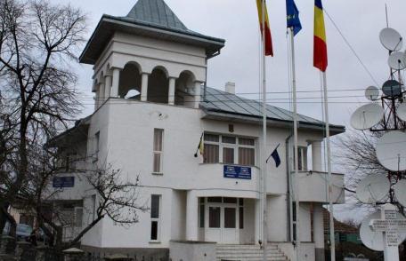 Primăria Ibănești a semnat contractul de finanțare pentru dotarea unităților de învățământ din comună