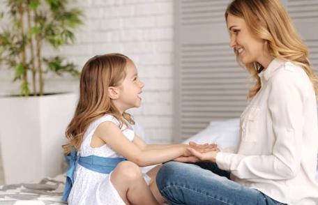 Vârsta mamei la prima naștere influențează inteligența copilului