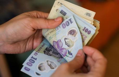 Doar anumite categorii de bugetari vor primi vouchere de vacanță. Vezi ce se va întâmpla cu tichetele de masă!