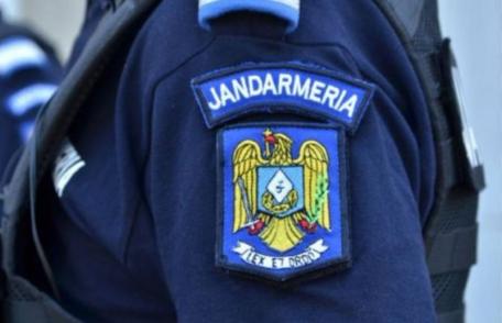 Conflict aplanat de un jandarm aflat în timpul liber la Dorohoi. Un bărbat amenința cu o piatră de mari dimensiuni un alt bărbat