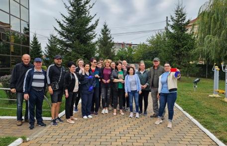 Peste 1000 de elevi, cadre didactice și angajați ai structurilor Primăriei Dorohoi s-au alăturat acţiunii „Let’s do it, Romania!” - FOTO