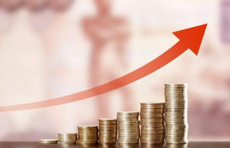 Salariului minim ar putea crește de la 3.000 la 3.300 de lei. Peste 1,8 milioane de români vor primi bani în plus