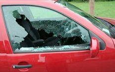 Ce faci dacă în urma unor greve, revolte, tulburari civile v-ați găsit mașina sau magazinul vandalizate